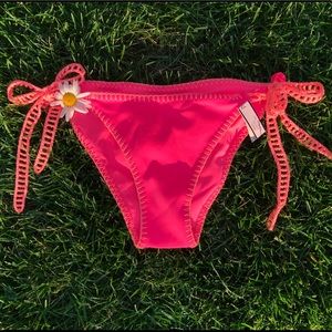 NWT Victoria’s Secret Surf Crochet Bikini Bottoms